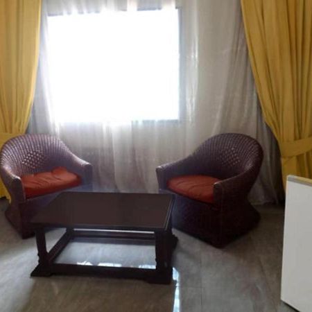 Hotel Azur Yaounde Ngoại thất bức ảnh