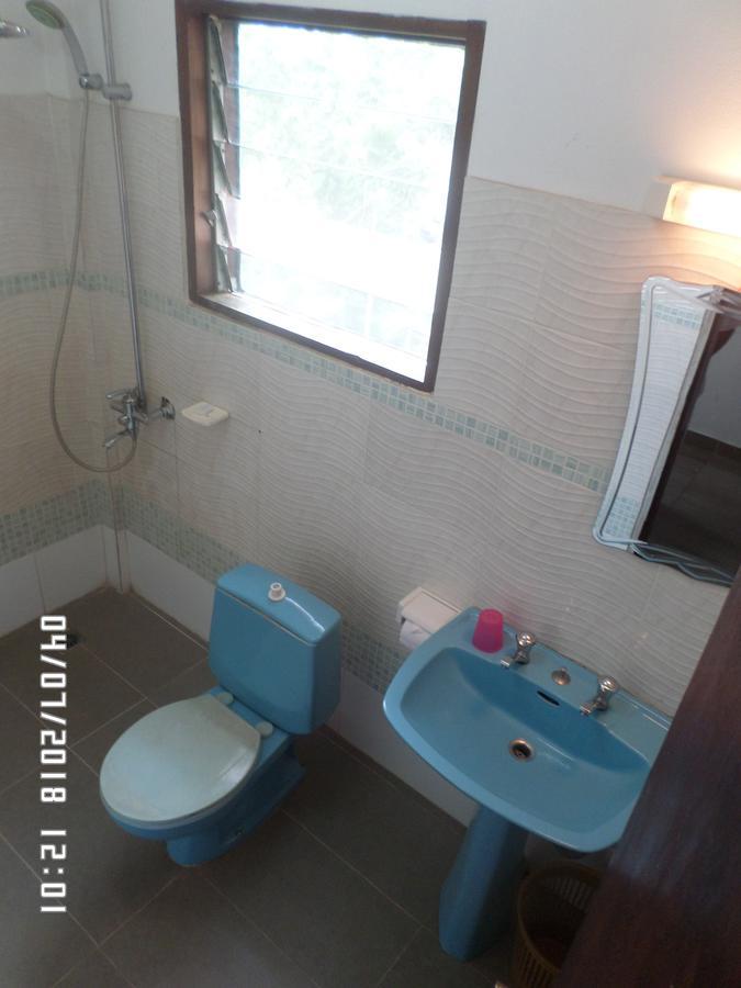 Hotel Azur Yaounde Ngoại thất bức ảnh