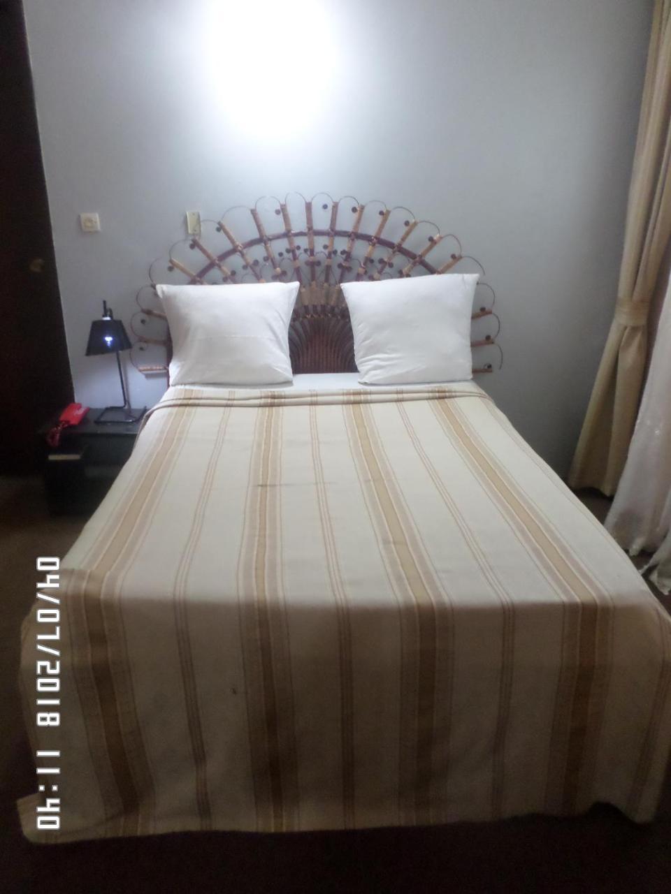Hotel Azur Yaounde Ngoại thất bức ảnh