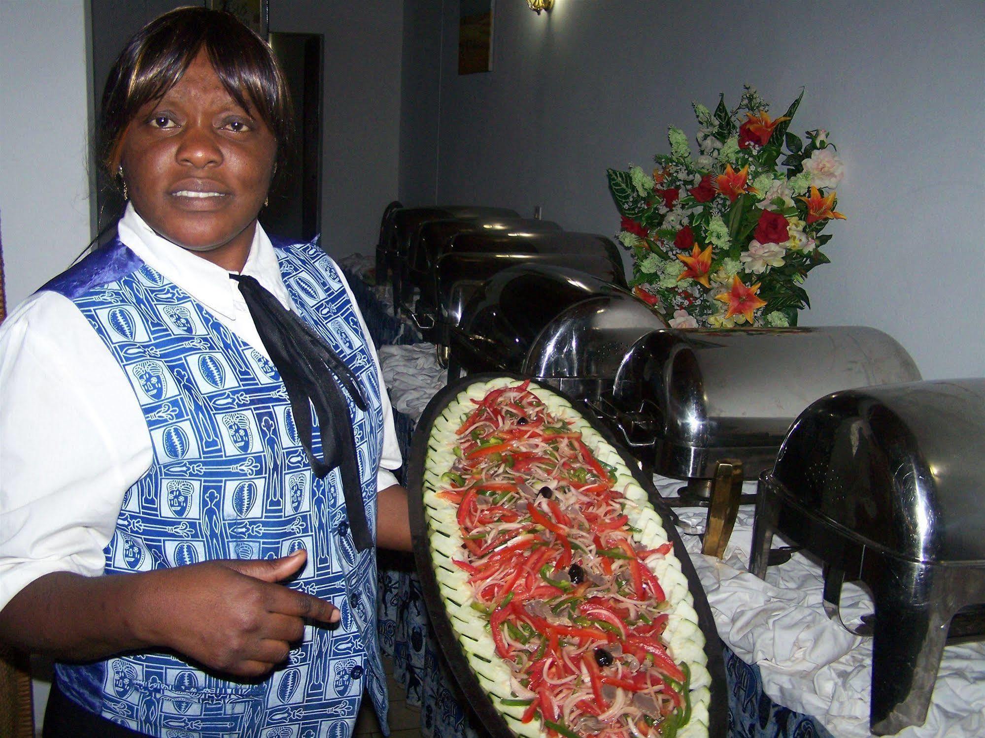 Hotel Azur Yaounde Ngoại thất bức ảnh
